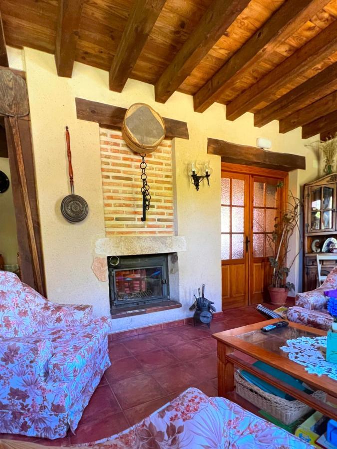 Hotel Rural La Huerta Montejo de la Vega de la Serrezuela Esterno foto